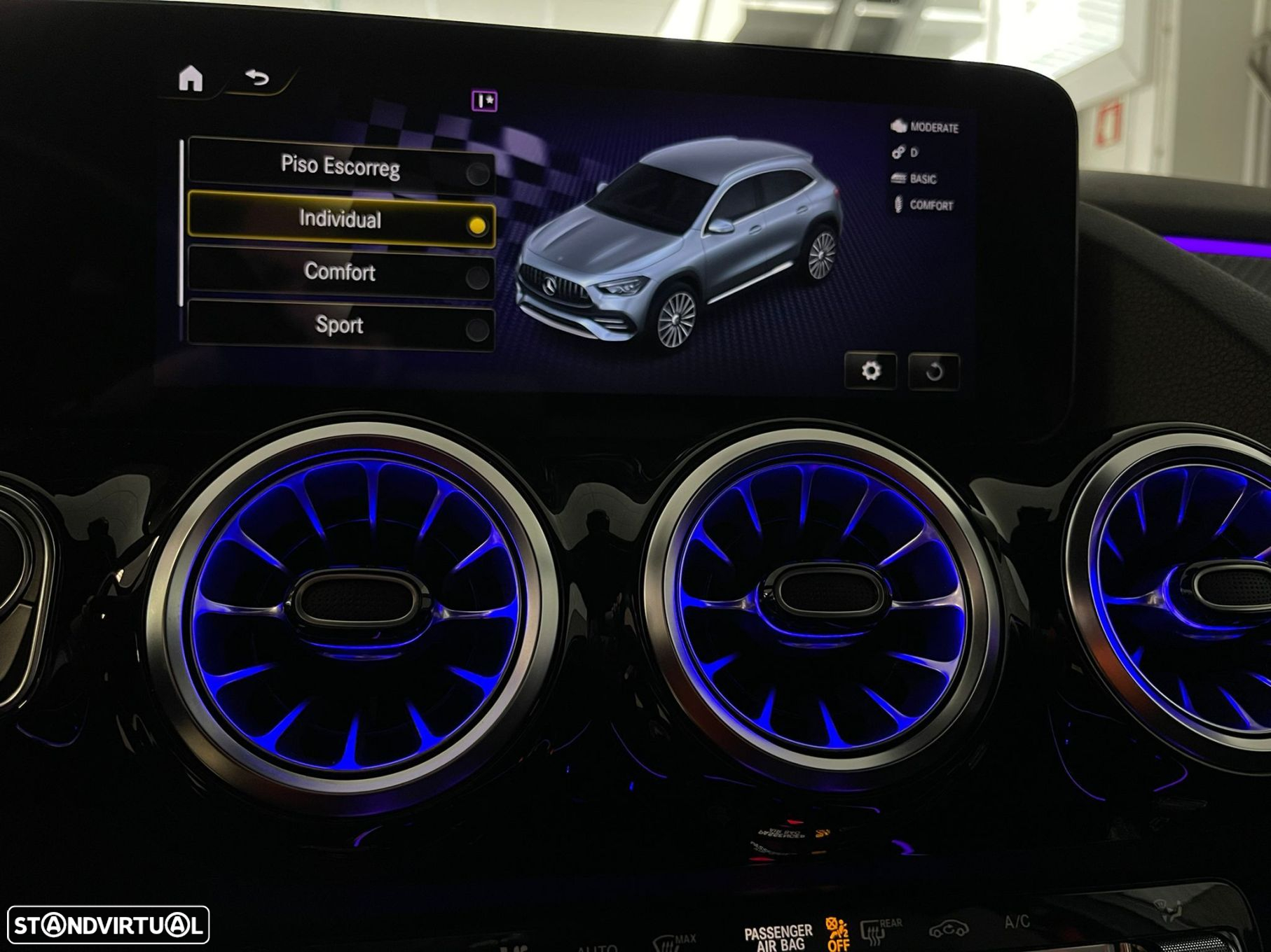 Mercedes-Benz GLA 35 AMG 4Matic - 32