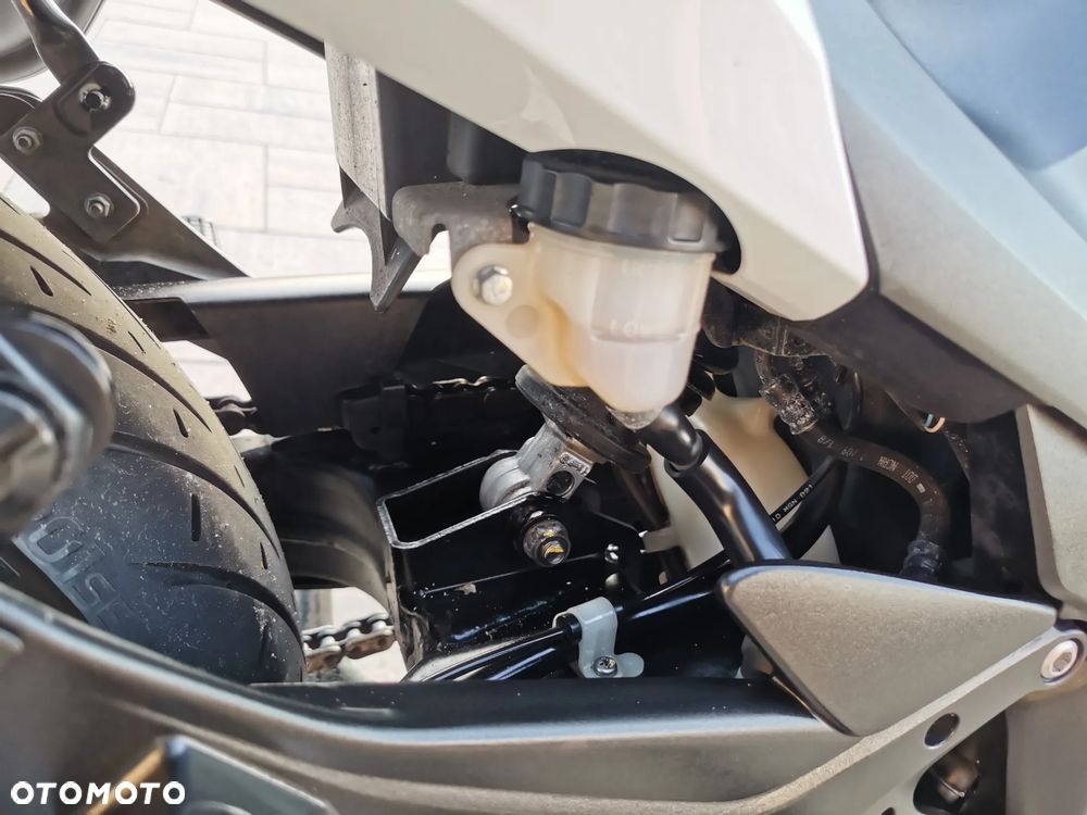 Honda CBF - 19