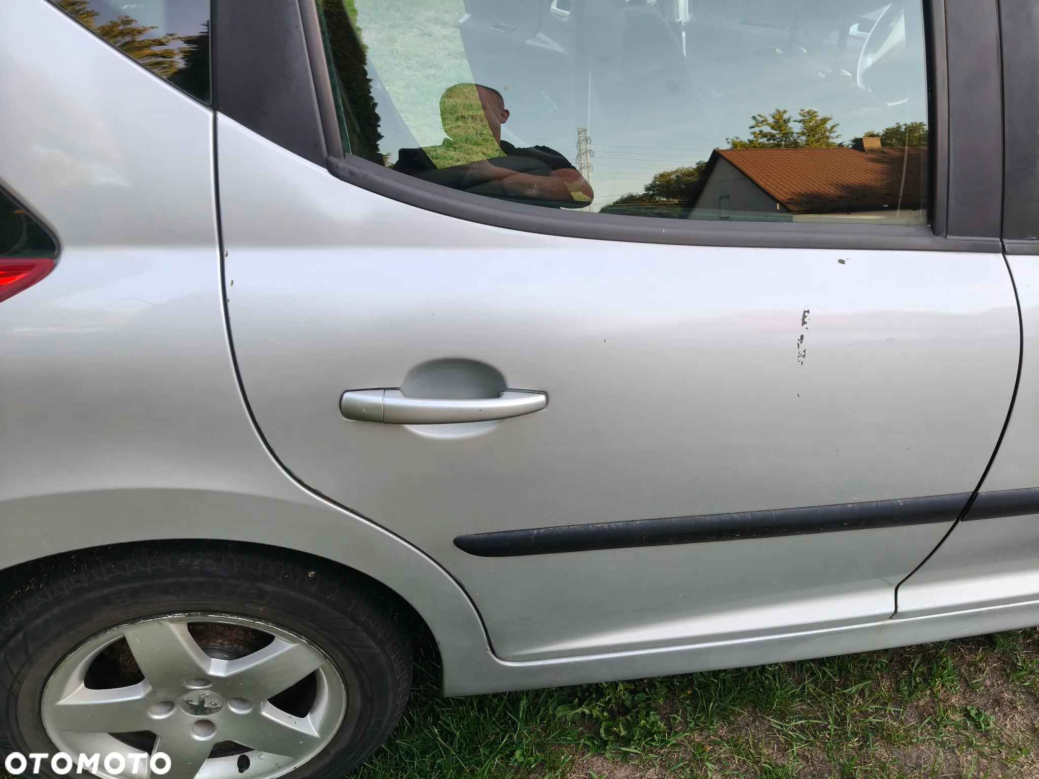 Peugeot 207 - 12