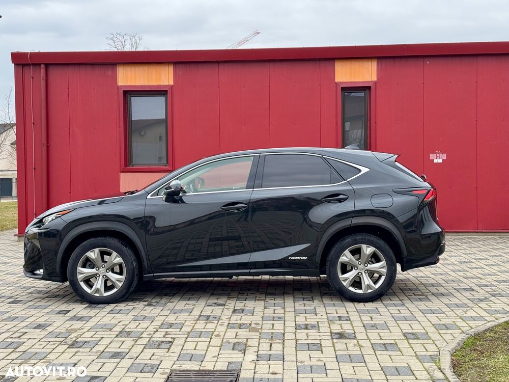 Lexus Seria NX 300h E-FOUR Luxury Line - 14