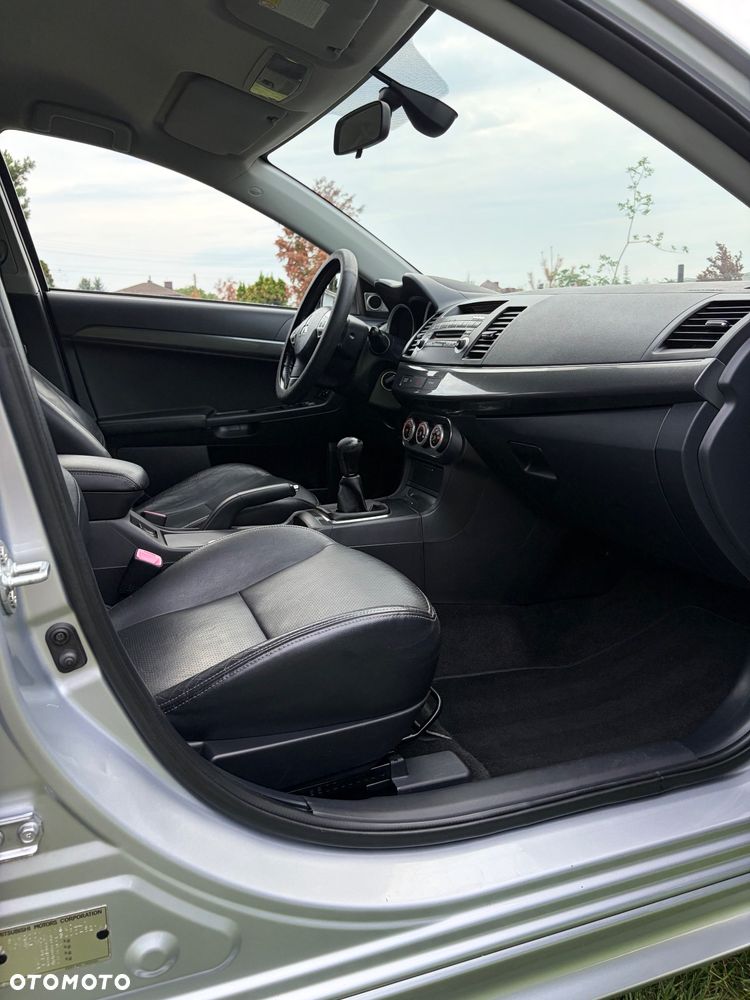 Mitsubishi Lancer 1.8 Instyle NAVI - 16