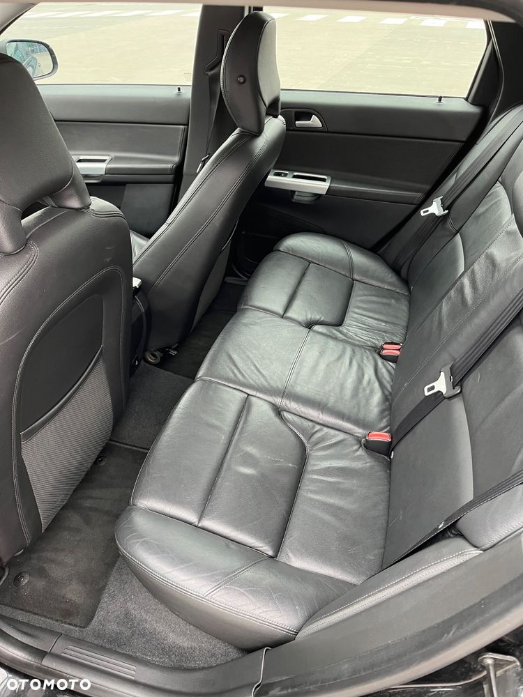 Volvo V50 D2 - 7