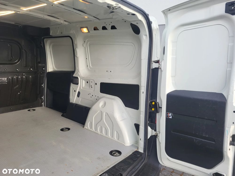 Opel Combo maxi - 17