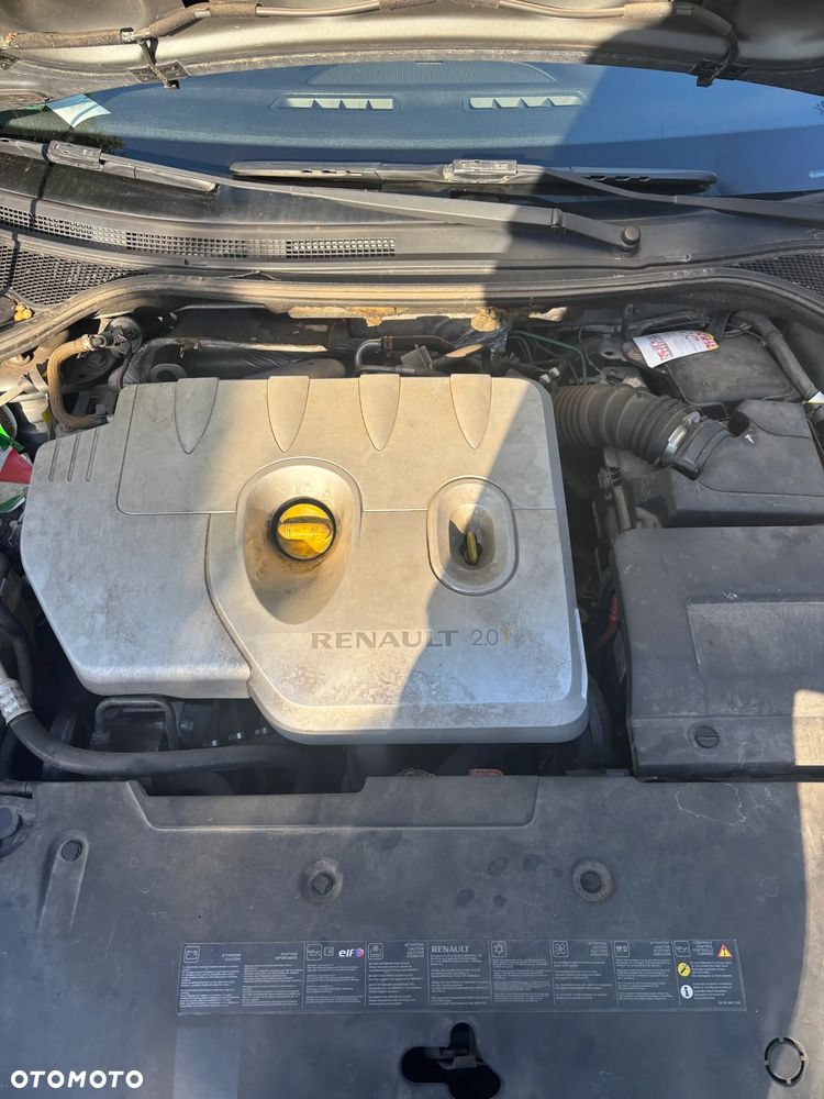 Renault Laguna 2.0T GT - 5