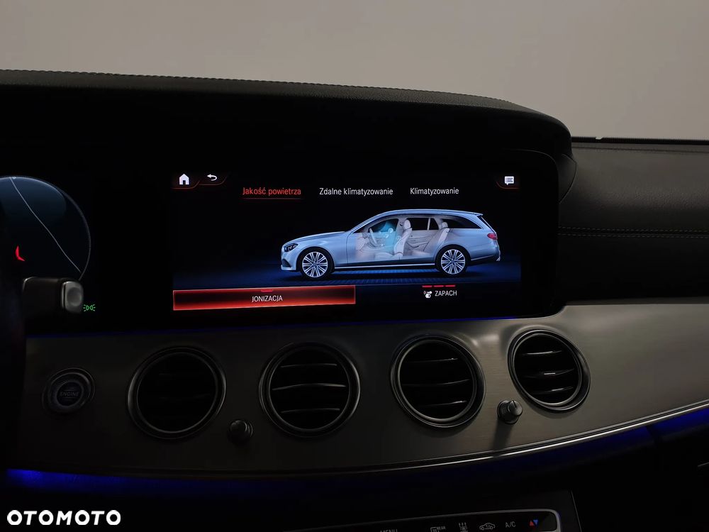 Mercedes-Benz Klasa E 300 de 4Matic 9G-TRONIC AMG Line - 21