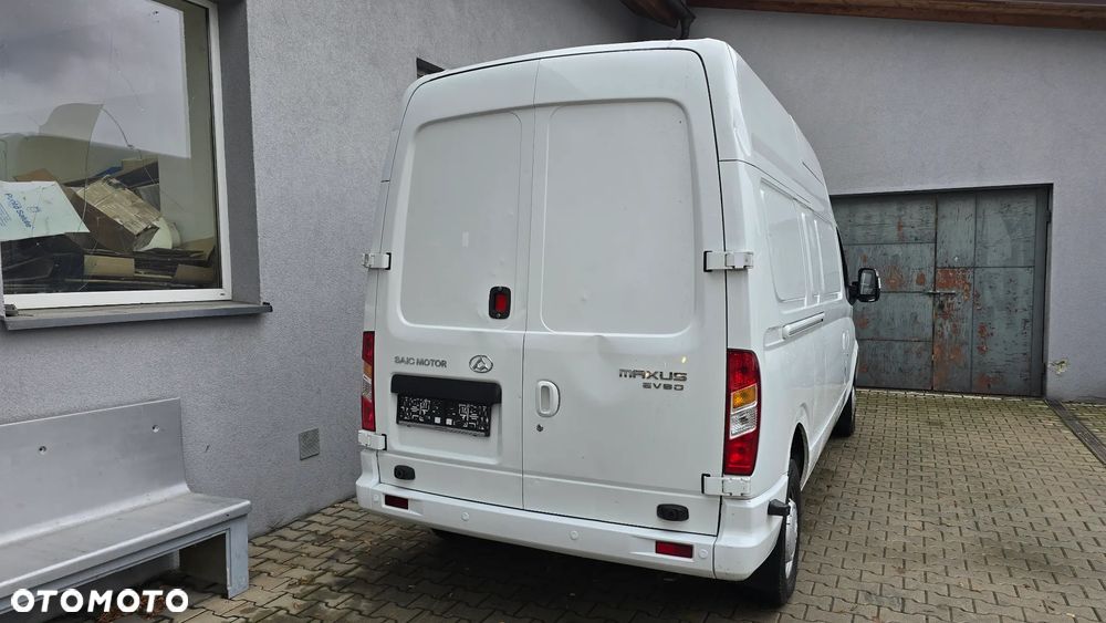 Maxus EV80 - 11
