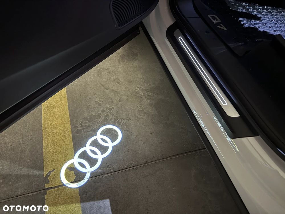 Audi Q7 55 TFSI quattro tiptronic - 30
