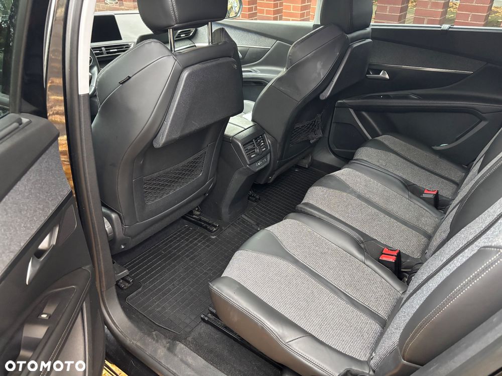 Peugeot 5008 1.6 BlueHDI Allure S&S EAT6 - 6