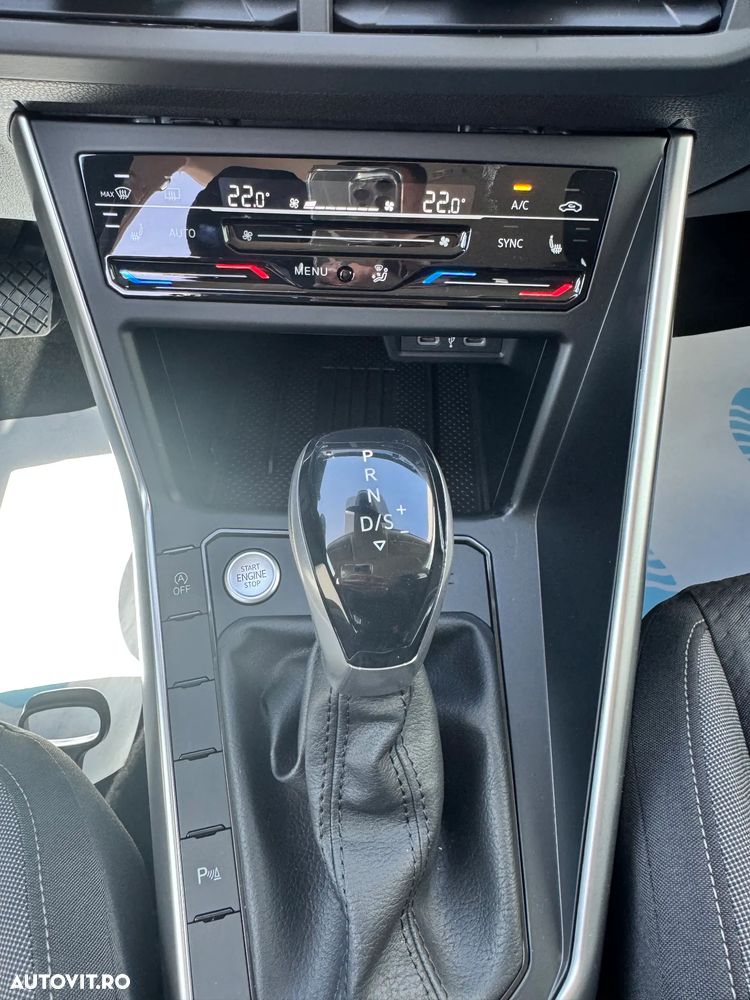 Volkswagen Taigo 1.0 TSI DSG Life - 12