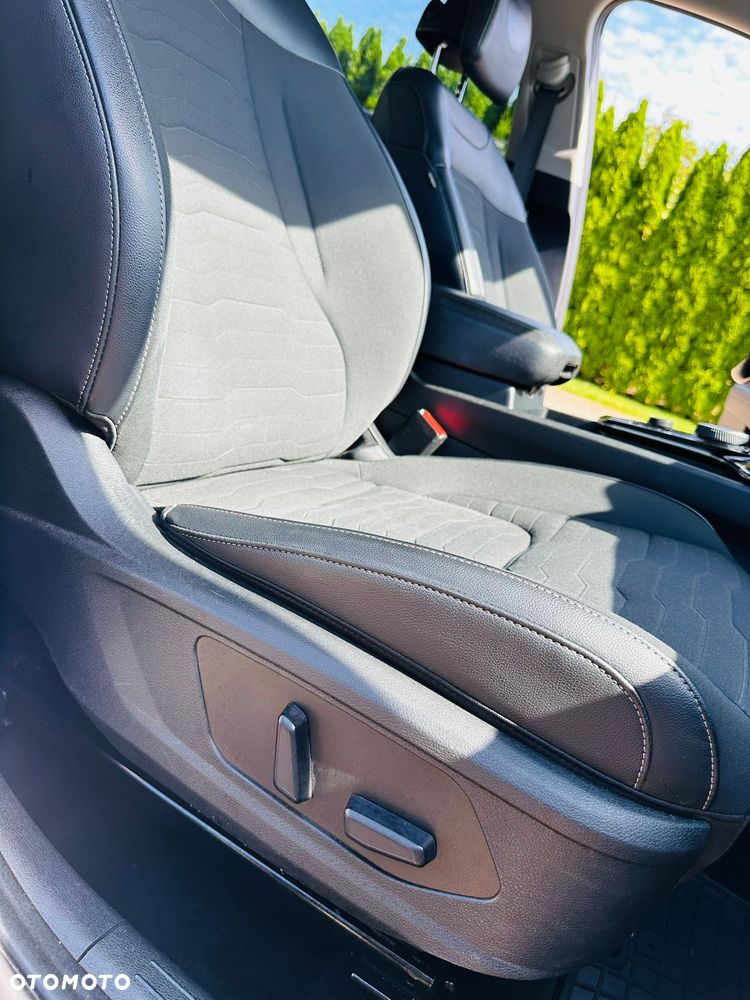 Kia Sportage 1.6 CRDI MHEV Business Line 2WD DCT - 34