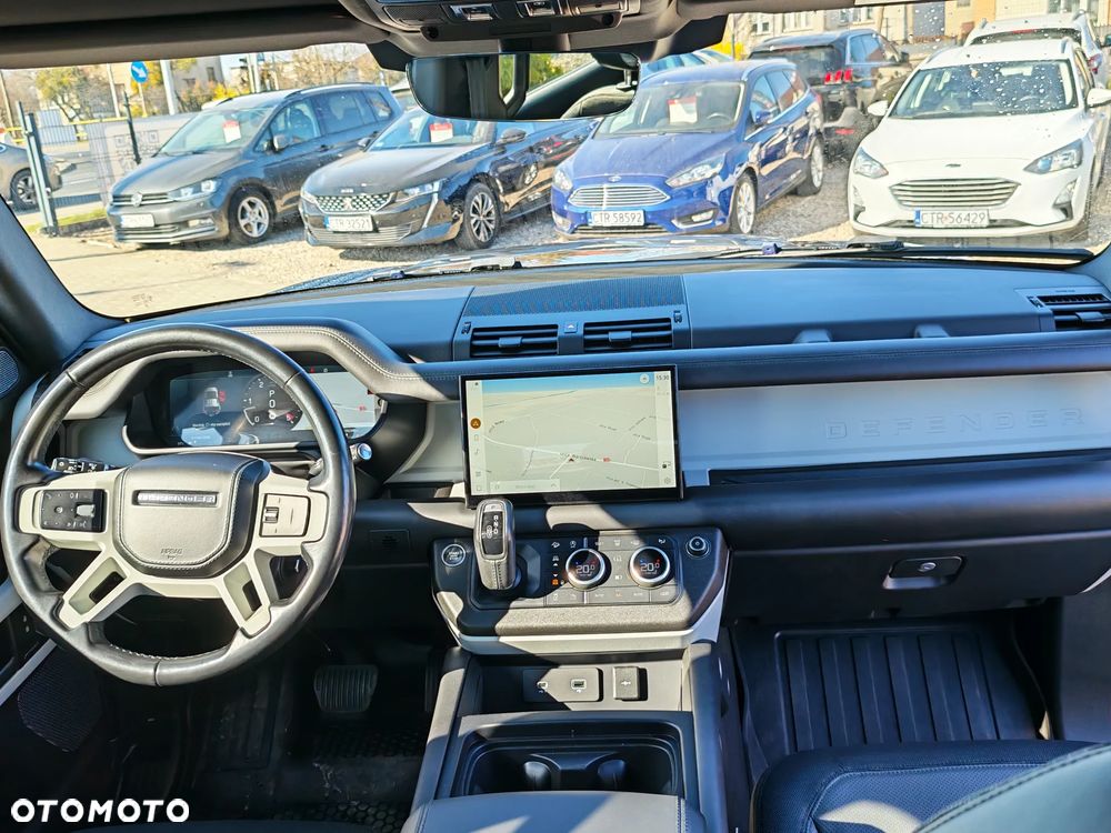 Land Rover Defender 110 D200 X-Dynamic HSE - 16