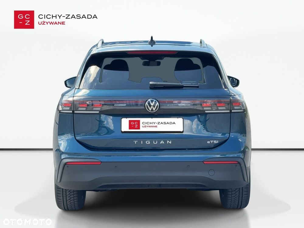 Volkswagen Tiguan - 5