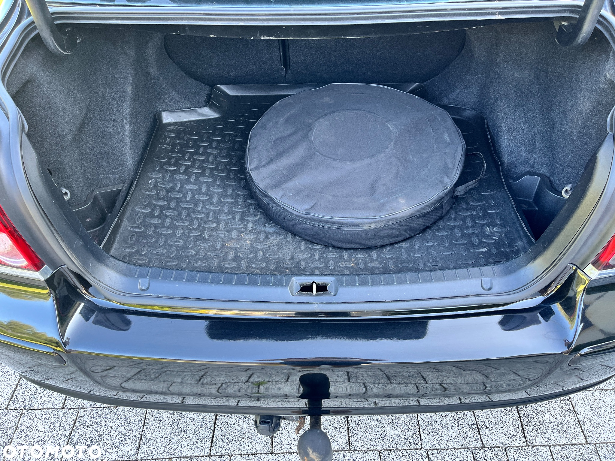 Toyota Avensis 1.8 VVT-i Sol - 14