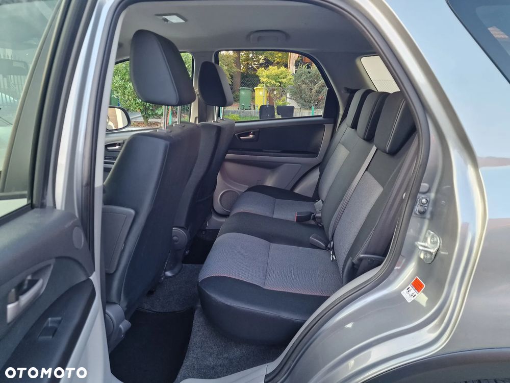Suzuki SX4 1.6 VVT 4x4 Comfort - 23