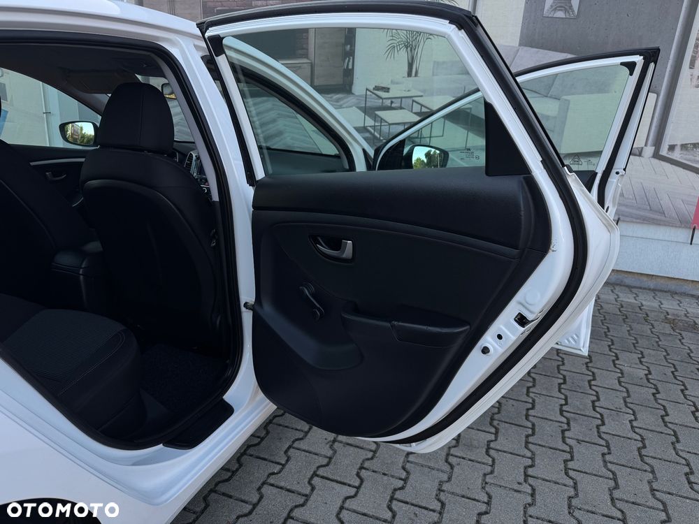 Hyundai i30 - 19