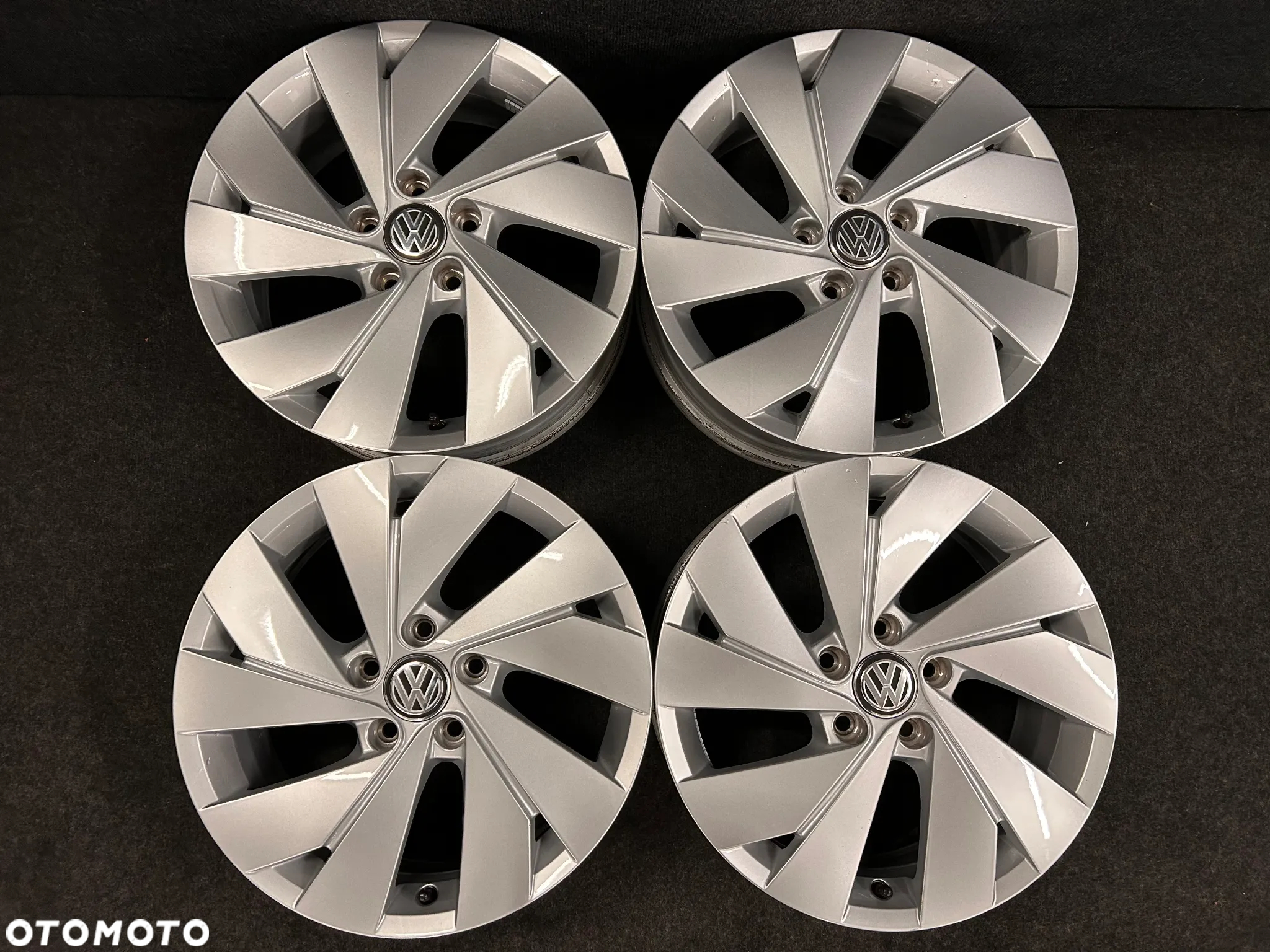 Alufelgi VW Golf 8, 7, Touran, Caddy, Sportsvan, Skoda Octavia III, IV 17 cali 5x112 4szt. Ładne! - 2