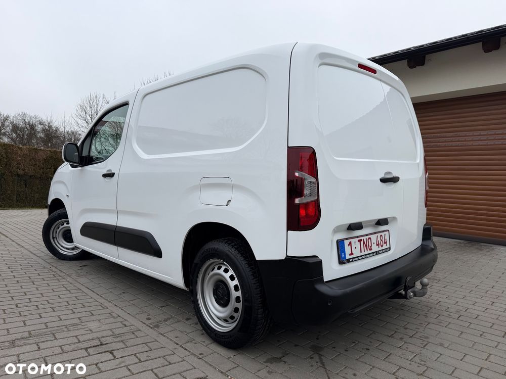 Opel COMBO - 21