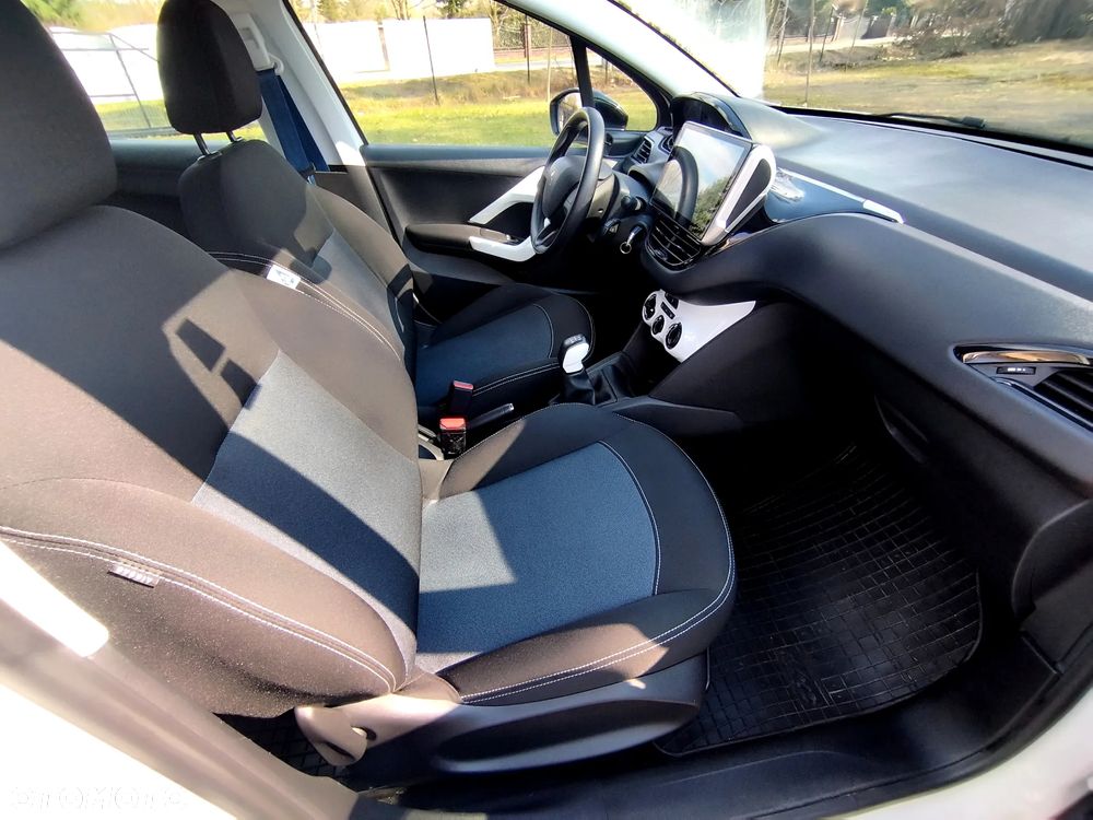 Peugeot 208 PureTech 68 Like - 10