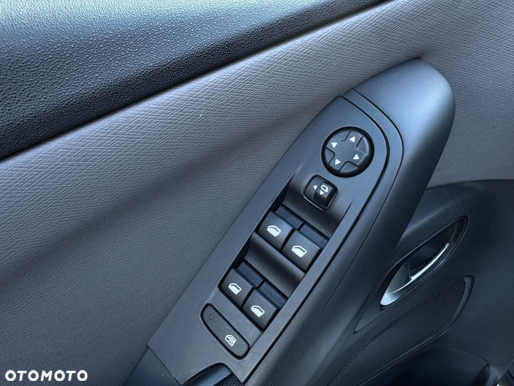 Citroën C4 Picasso e-HDi 115 Exclusive - 11