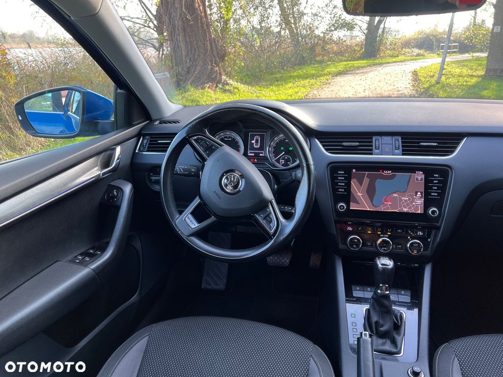 Skoda Octavia Scout 2.0 TDI 4x4 DSG - 16