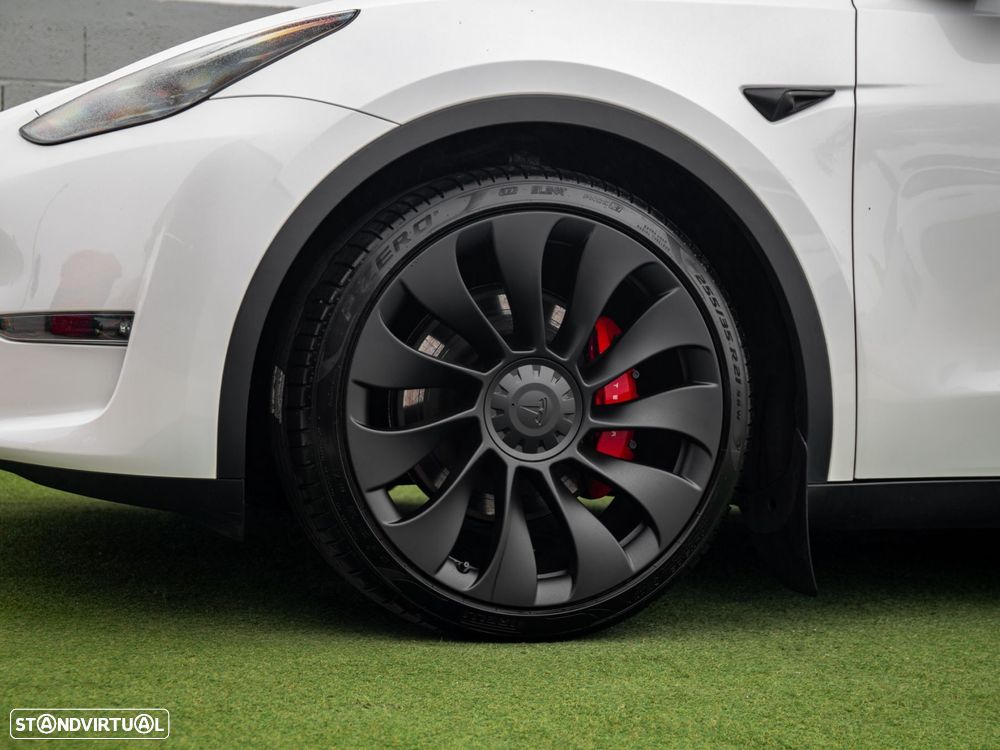 Tesla Model Y Performance Tração Integral - 14