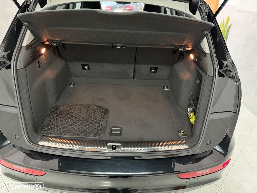 Audi Q5 2.0 TDI Business Line S-line - 34