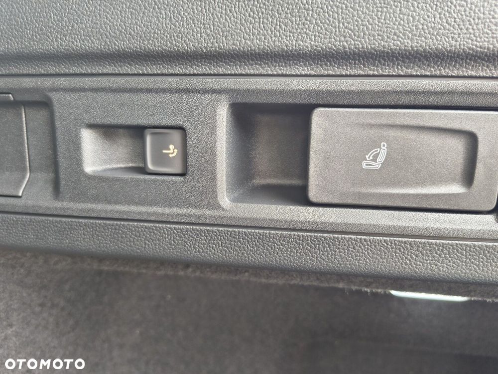 Volkswagen Passat - 9