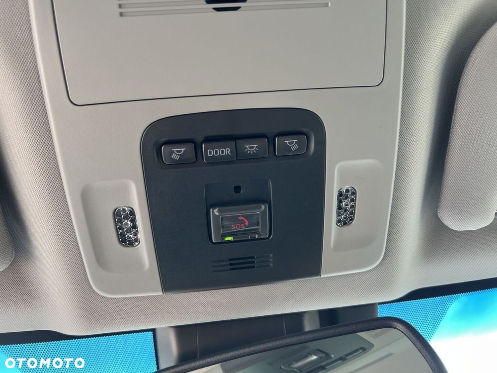 Toyota Camry 2.5 Hybrid Prestige CVT - 25