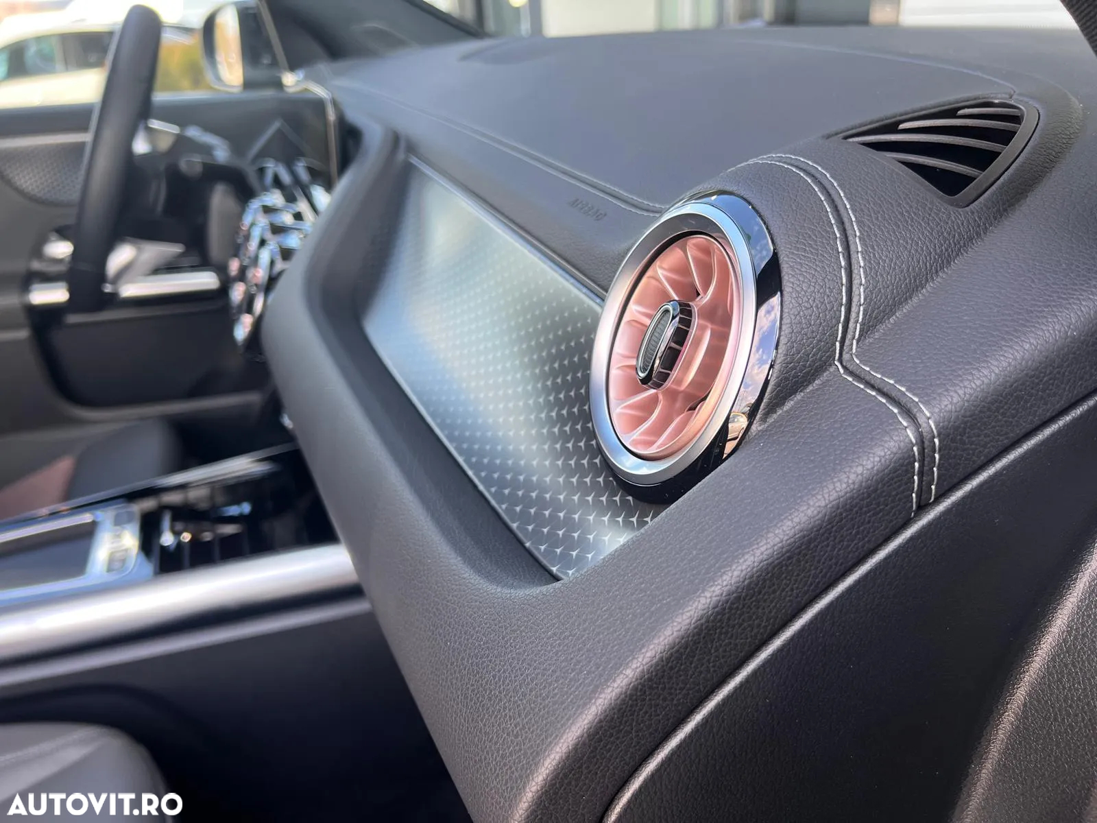 Mercedes-Benz EQA 250+ - 17