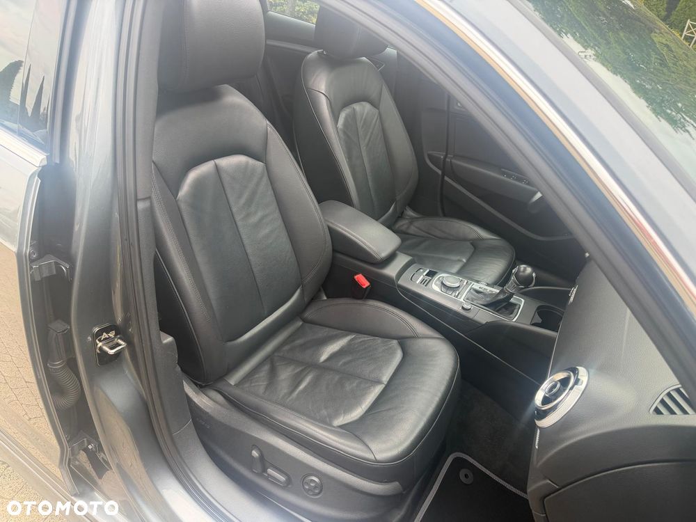 Audi A3 Sportback 1.4 TFSI e-tron S line Sportpaket - 21