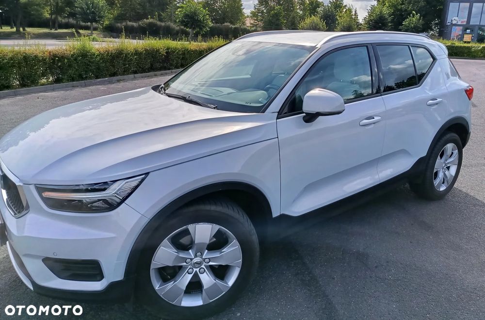 Volvo XC 40 D3 Momentum Pro - 3