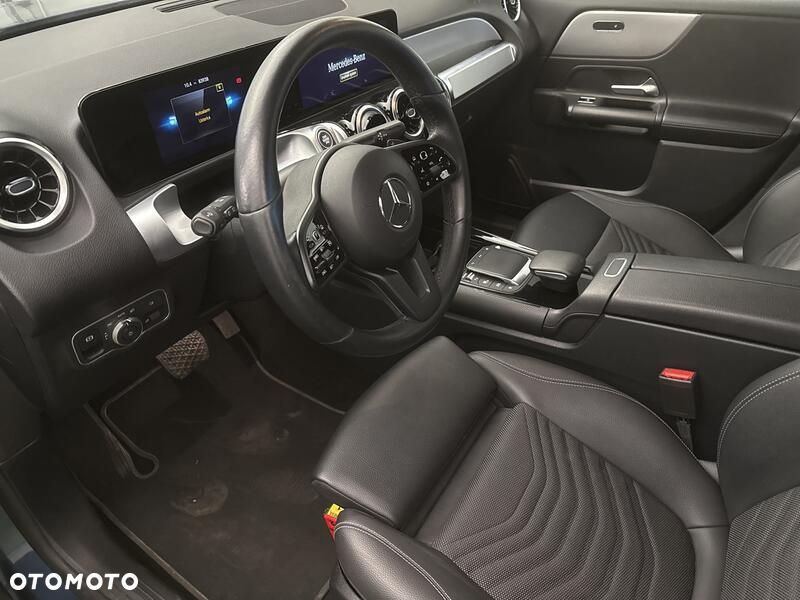 Mercedes-Benz GLB 200 7G-DCT - 10