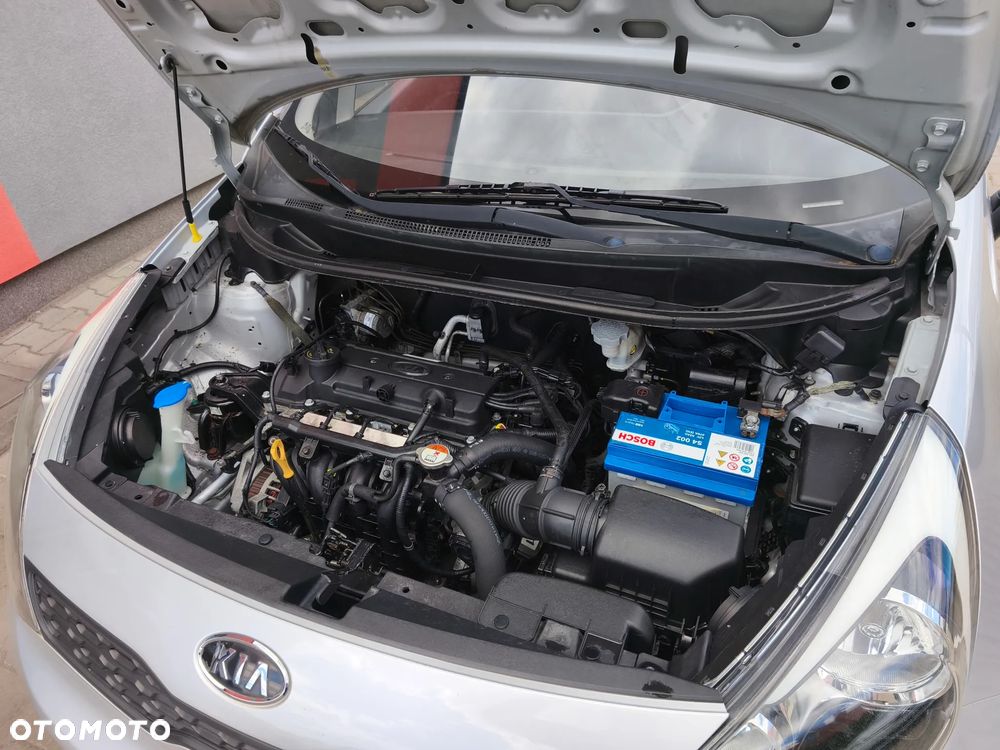 Kia Rio 1.2 L - 19