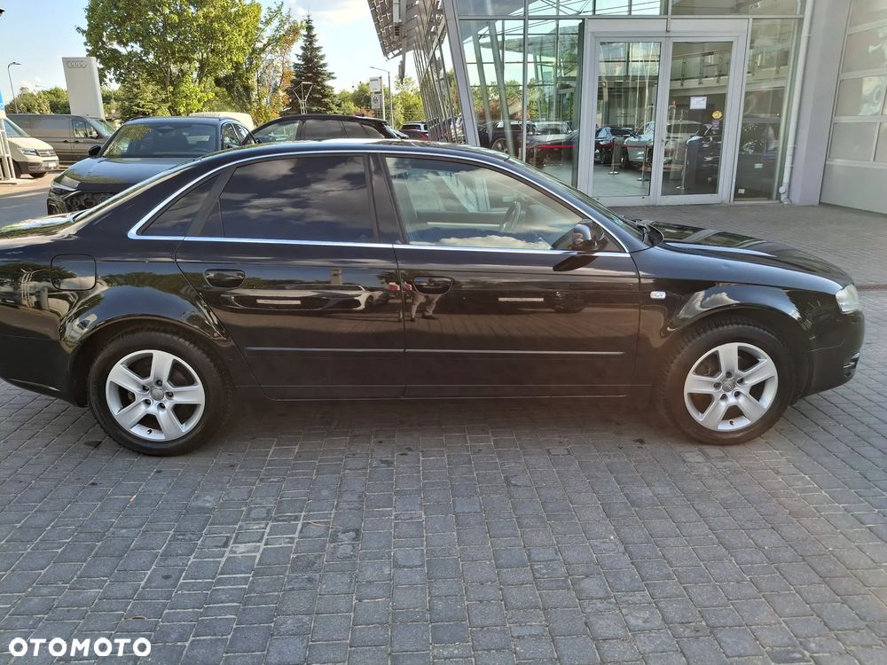 Audi A4 Limousine 2 - 3