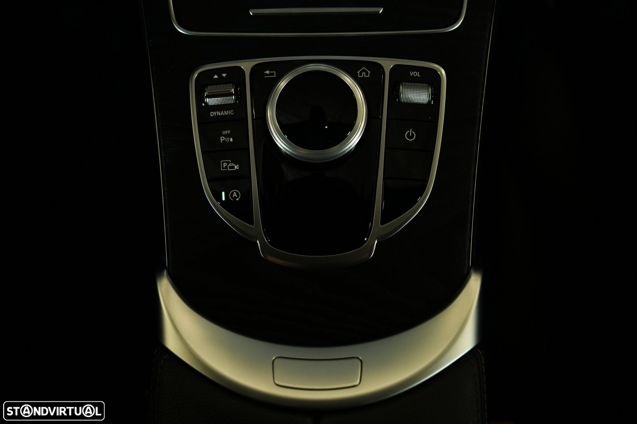 Mercedes-Benz C 220 d AMG Line - 23