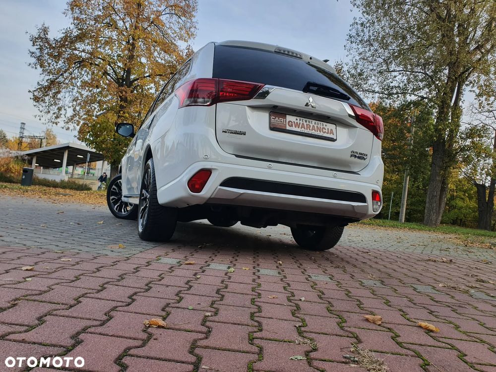 Mitsubishi Outlander 2.0 4WD Top - 38