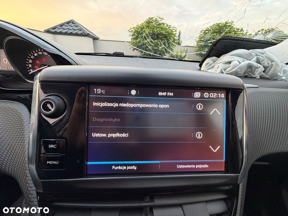 Peugeot 2008 PureTech 110 Stop&Start EAT6 GT-Line Edition - 20