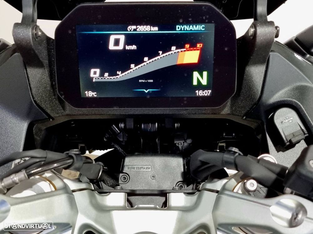 BMW R 1300 RS 1300RS - 10