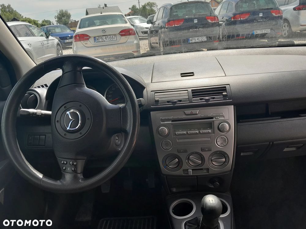 Mazda 2 - 7