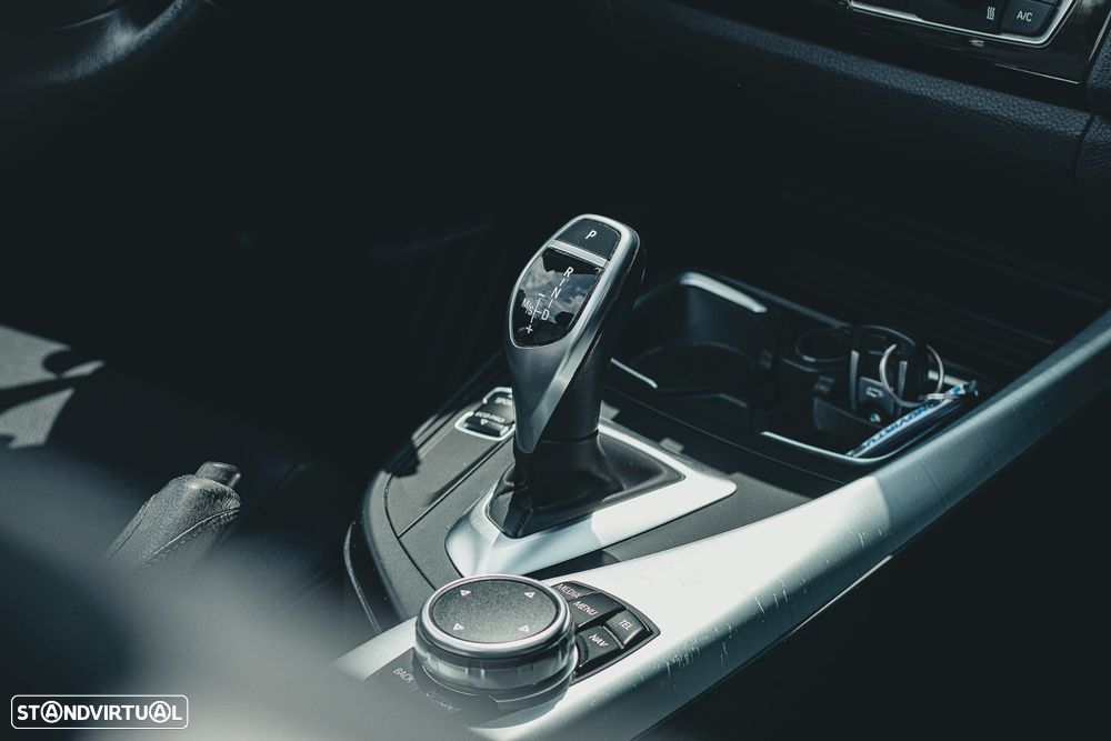 BMW 220 d Aut. Luxury Line — fotografia 27