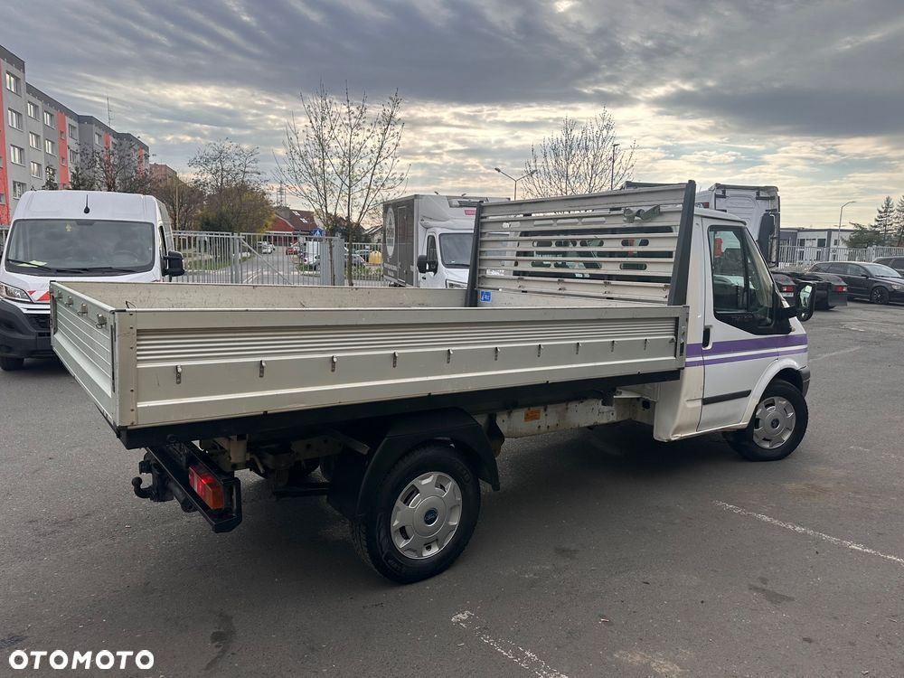 Ford Transit Custom - 13