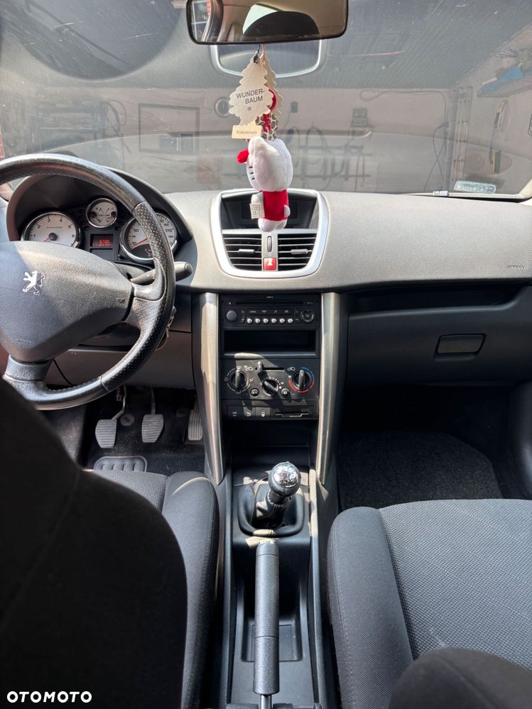 Peugeot 207 - 7