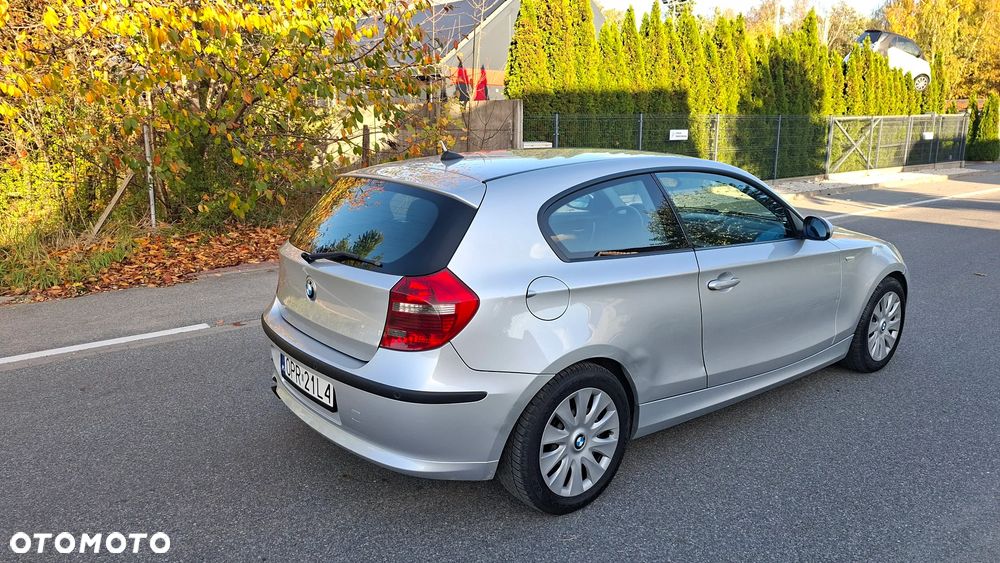 BMW Seria 1 118i - 10