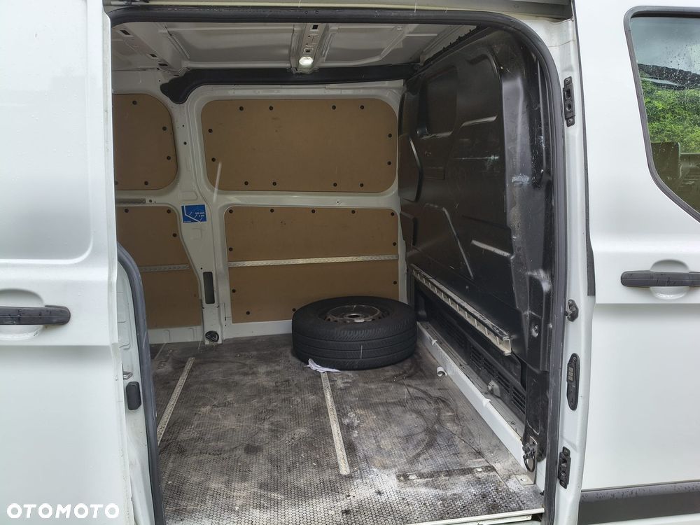 Ford Transit Custom - 19