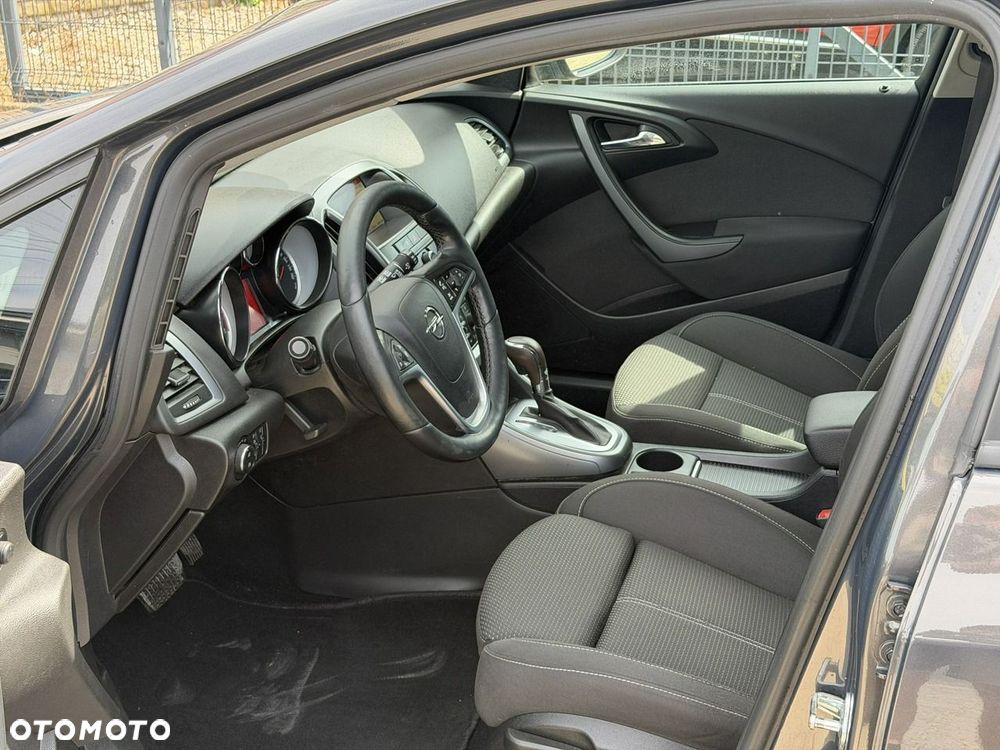 Opel Astra - 11