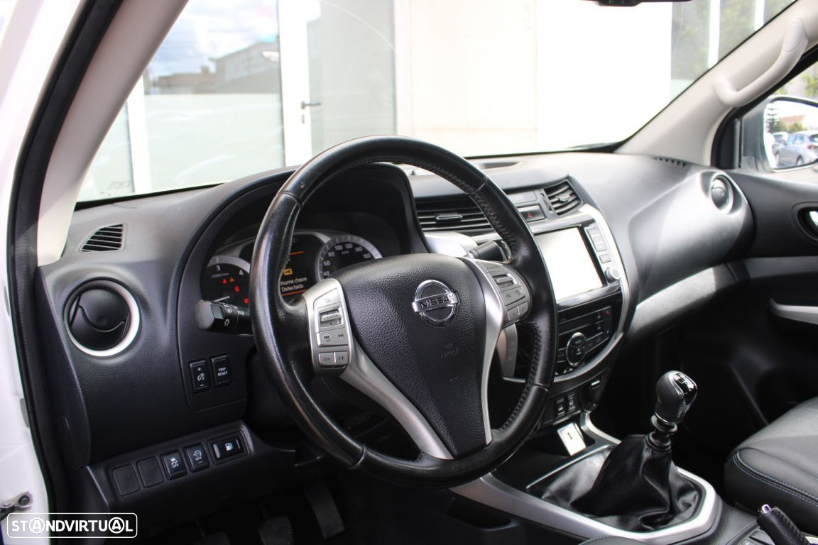 Nissan Navara 2.3 dCi CD 4WD N-Connecta Nav - 22