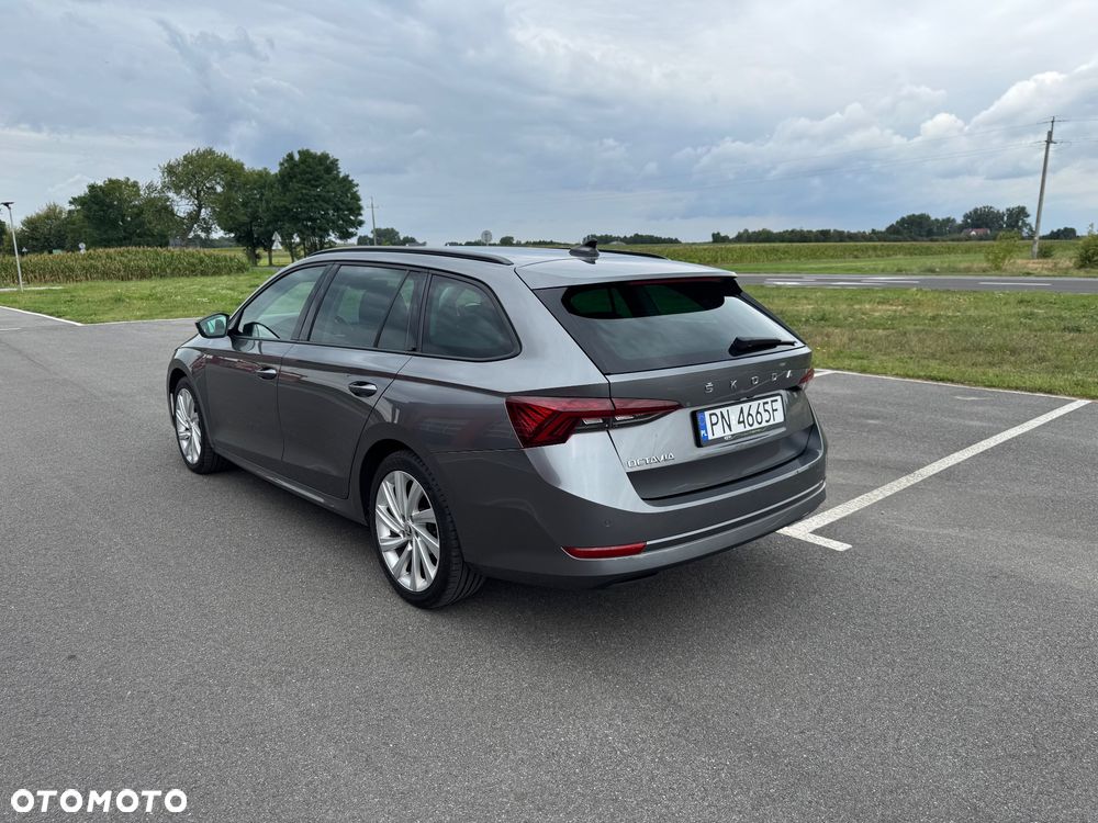 Skoda Octavia 2.0 TDI Style DSG - 10