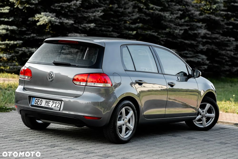 Volkswagen Golf 1.6 Highline - 15