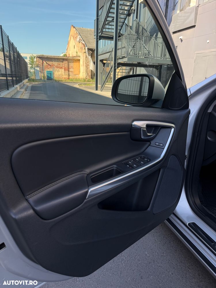 Volvo S60 D4 Geartronic - 6