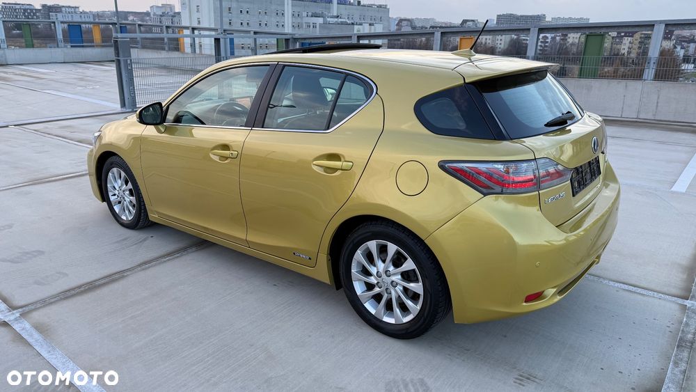 Lexus CT 200h Prestige - 5